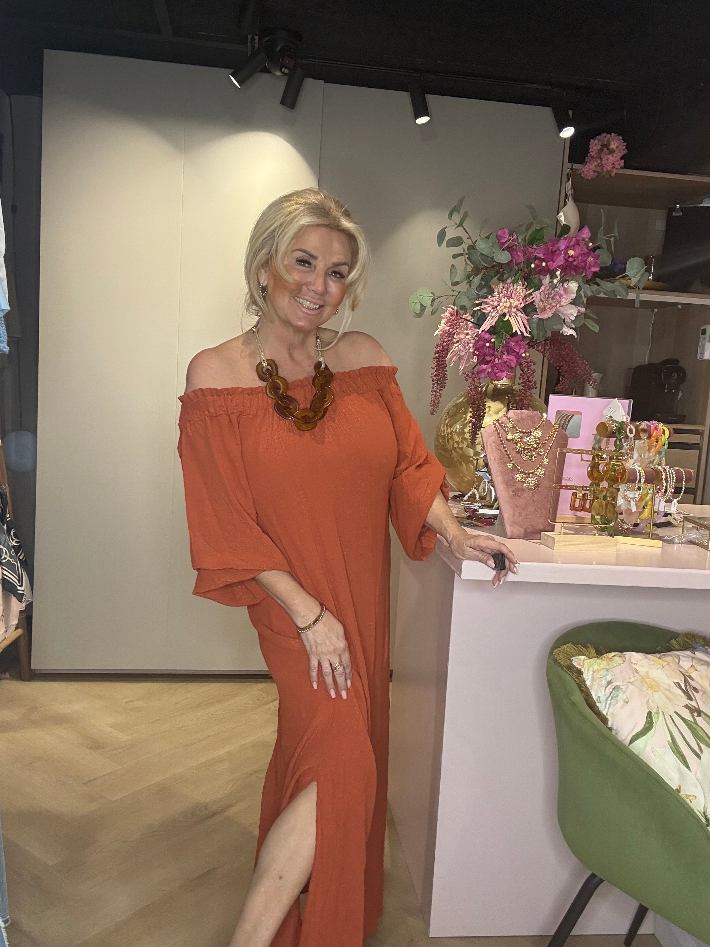 Jurk Off Shoulder Briek